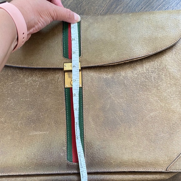 SOLD 1970s Vintage Gucci Portfolio Clutch Purse - Picture 12 of 14